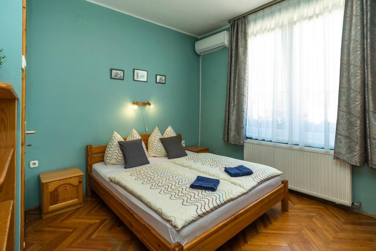 Cecey Vendeghaz Bed and Breakfast Έγκερ Εξωτερικό φωτογραφία