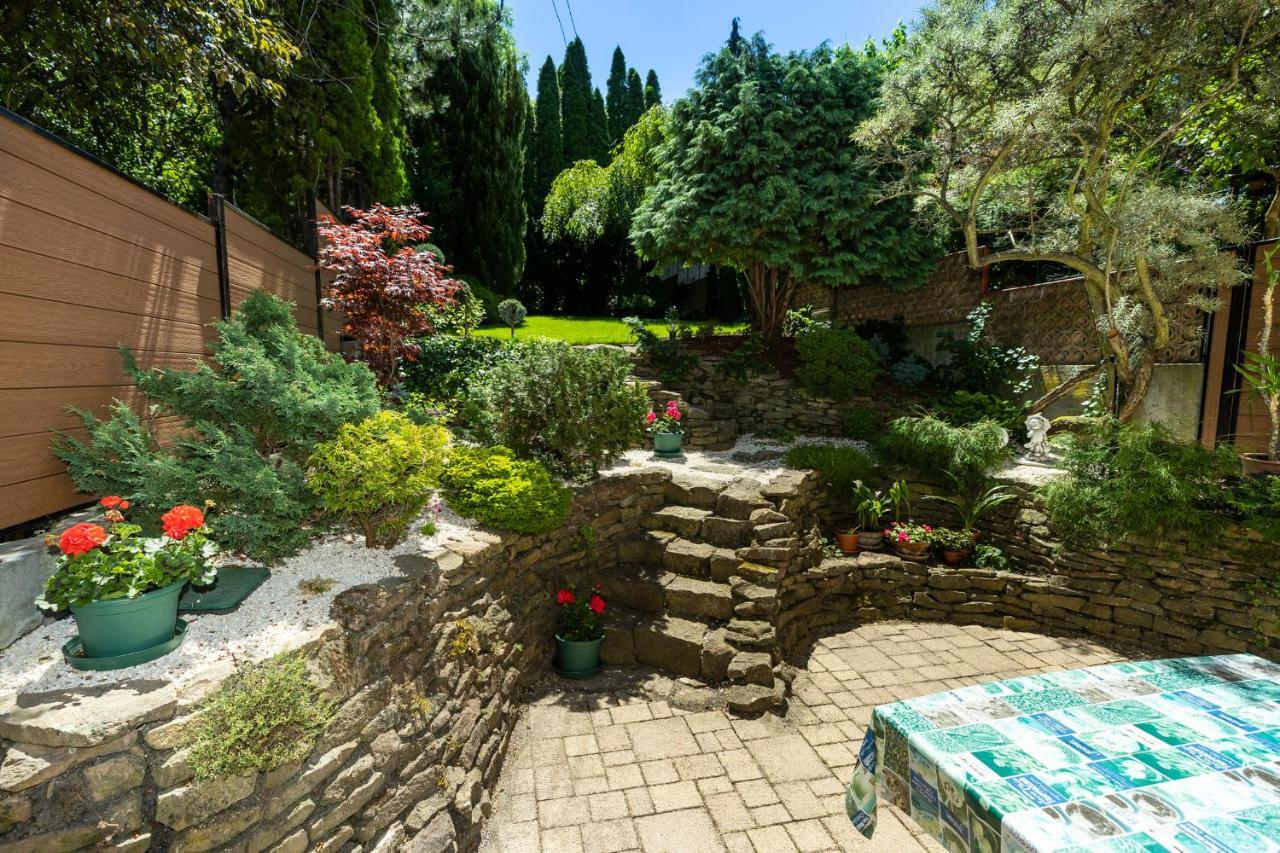 Cecey Vendeghaz Bed and Breakfast Έγκερ Εξωτερικό φωτογραφία