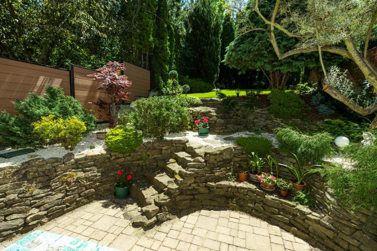 Cecey Vendeghaz Bed and Breakfast Έγκερ Εξωτερικό φωτογραφία