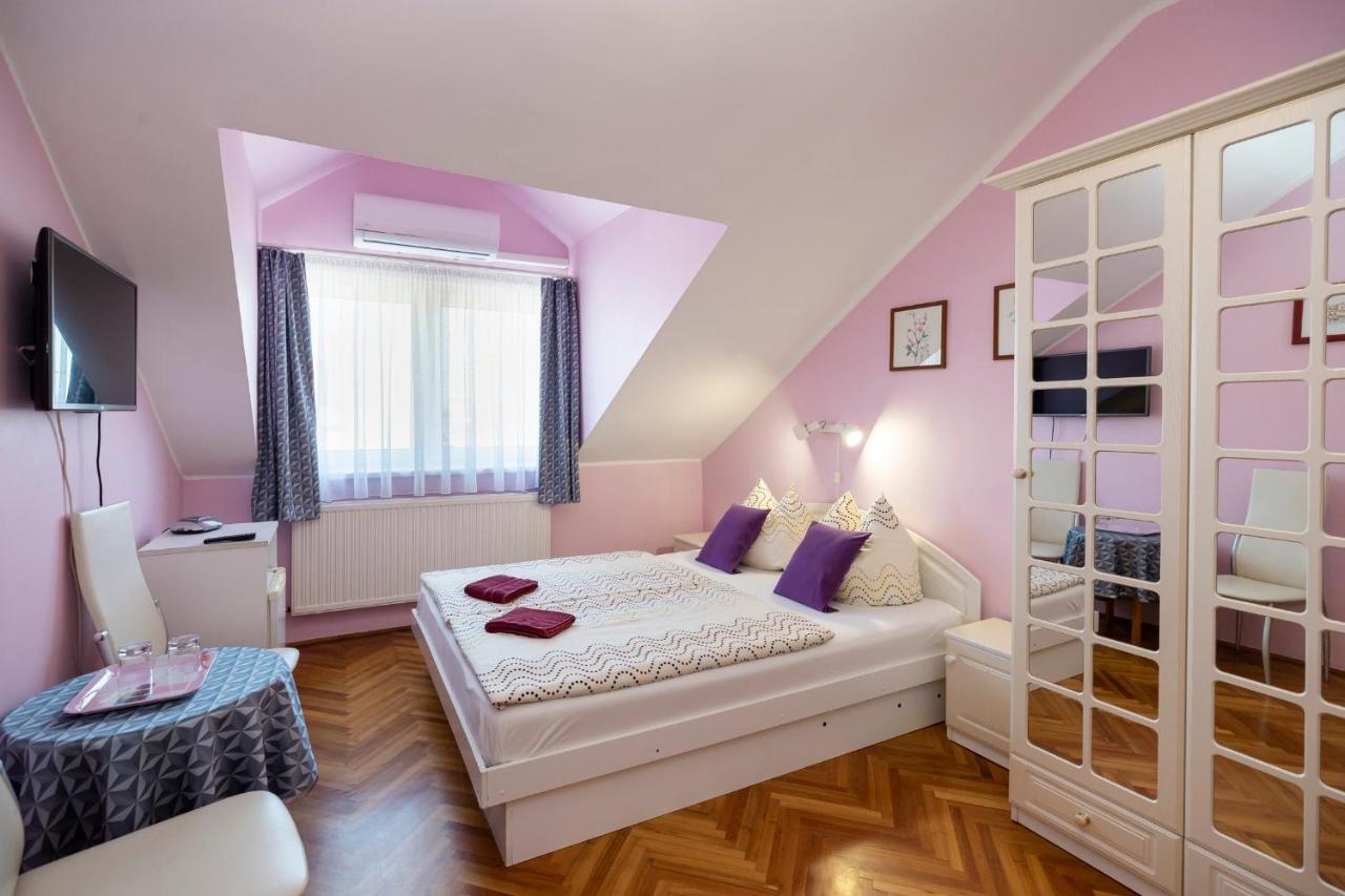 Cecey Vendeghaz Bed and Breakfast Έγκερ Εξωτερικό φωτογραφία